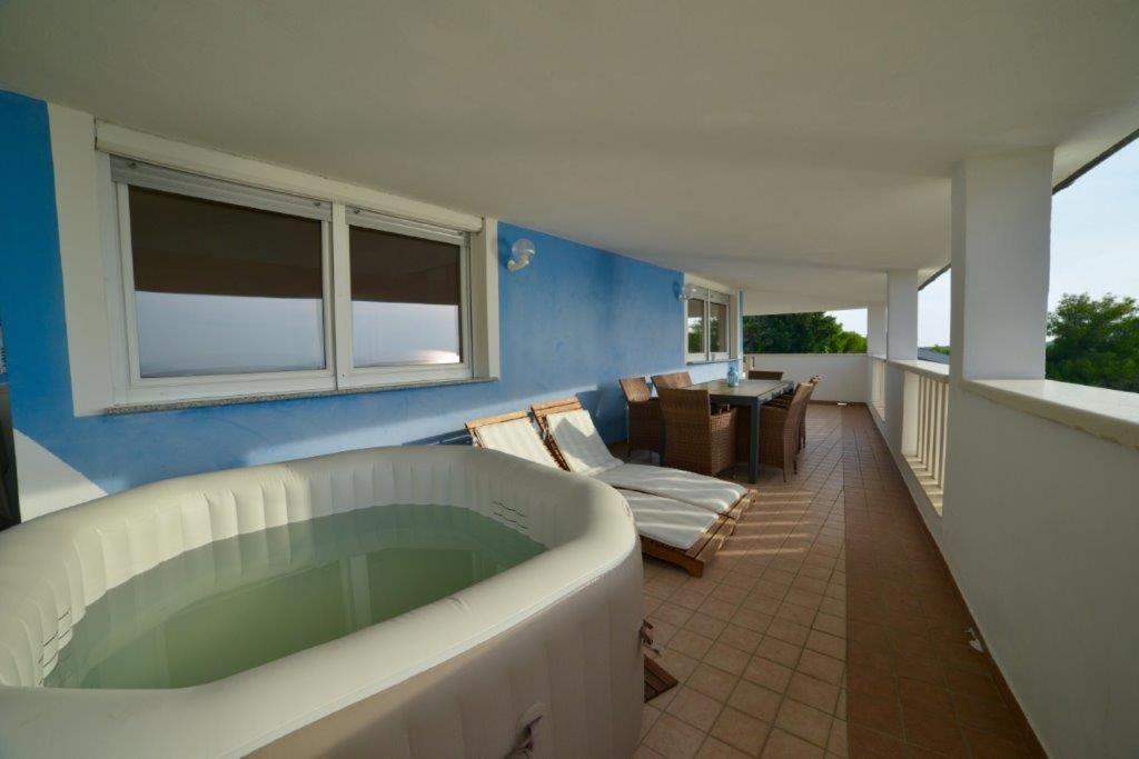 Blue Oasis Aparthotel Primosten Bagian luar foto